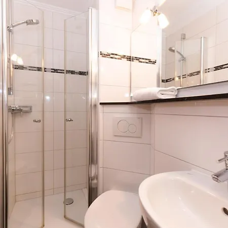 Lord Nelson 105 * Cuxhaven